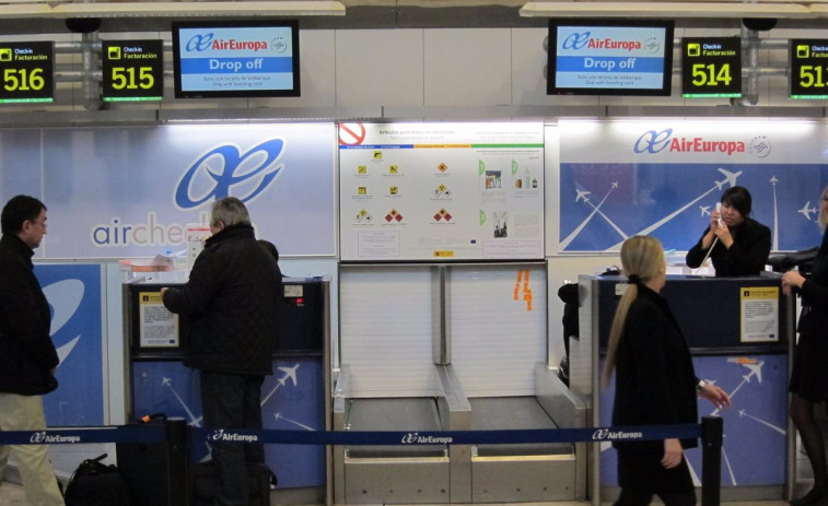 Air Europa insta a sus clientes a cancelar sus tarjetas de crédito tras sufrir un ciberataque y exponer sus datos