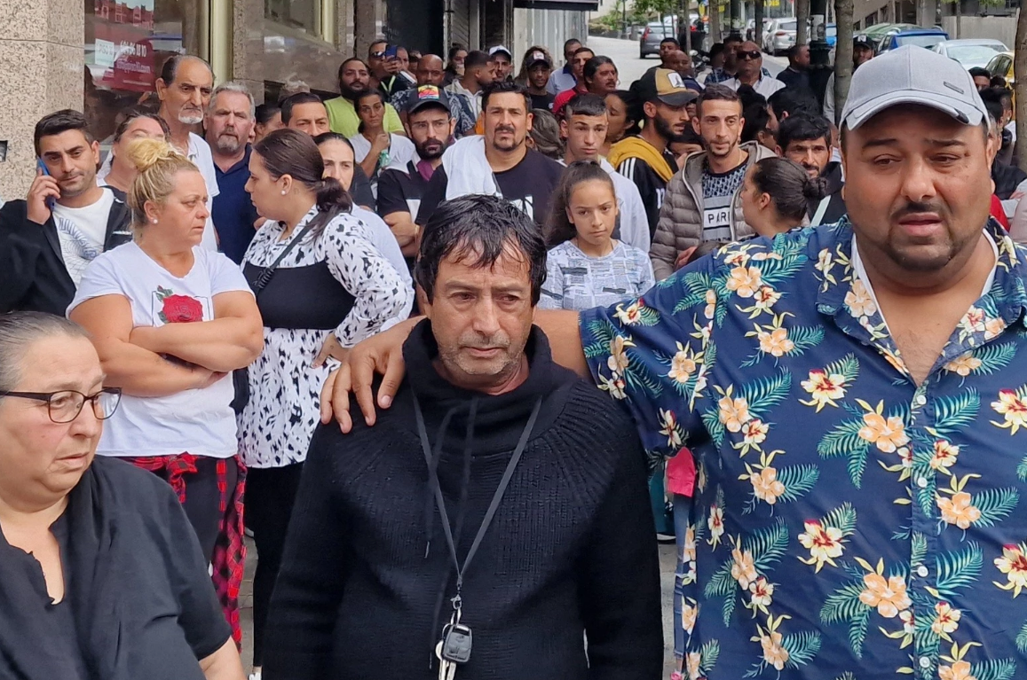 Familiares de los fallecidos con Sinaí Giménez en una pasada protesta de Sociedad Gitana Española