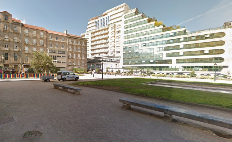 Piden 14 y 8,5 años de cárcel para el supuesto autor y el inductor de un ataque con navaja a tres jóvenes en Vigo