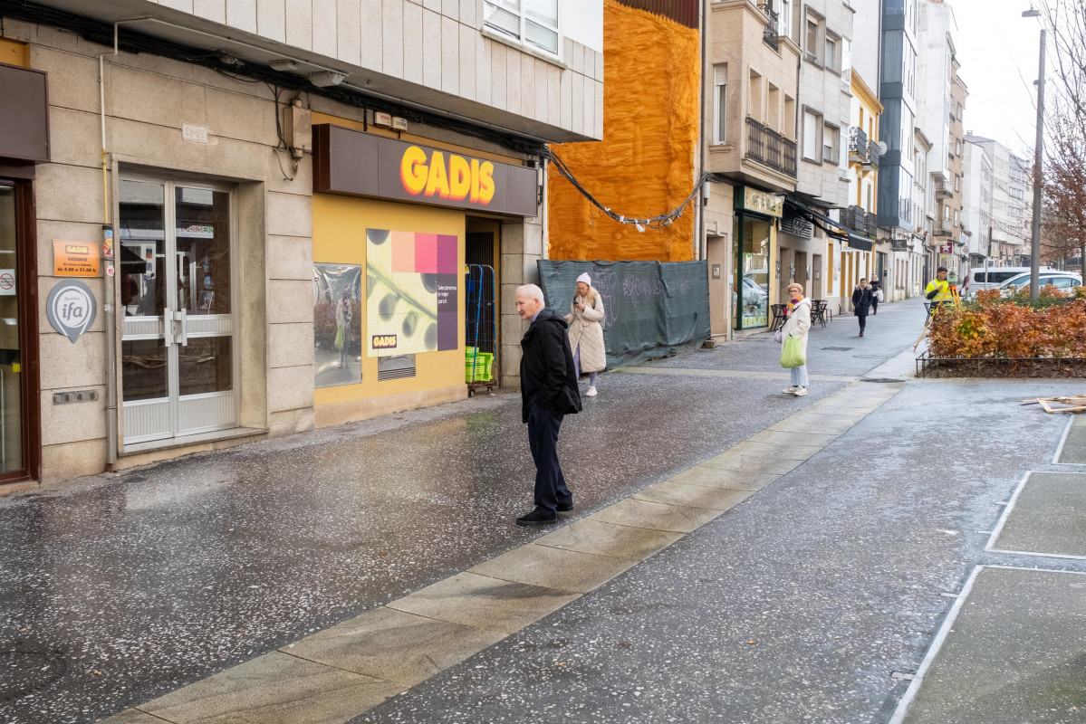 Rua Concheiros en Santiago de Compostela, zona donde fue auxiliada una mujer de 38 años tras haber sido apuñalada por su pareja en la madrugada del 14 de diciembre de 2023.