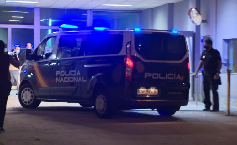 Intento de asesinato con una barra de hierro previo a los disparos de la Policía que mataron a un hombre en A Coruña según el SUP