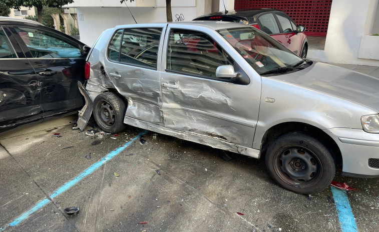 Un accidente deja dañados cinco coches en Vigo