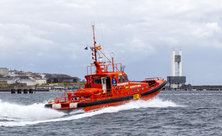 El pescador que cayó al mar en O Portiño (A Coruña) sigue sin aparecer