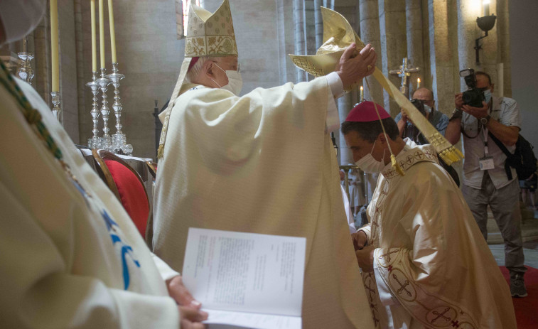 Obispo de Mondoñedo pide votar por ser 