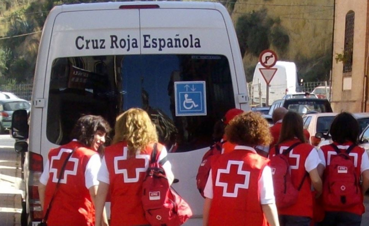 Cruz Roja llevará a votar a gallegos con movilidad reducida