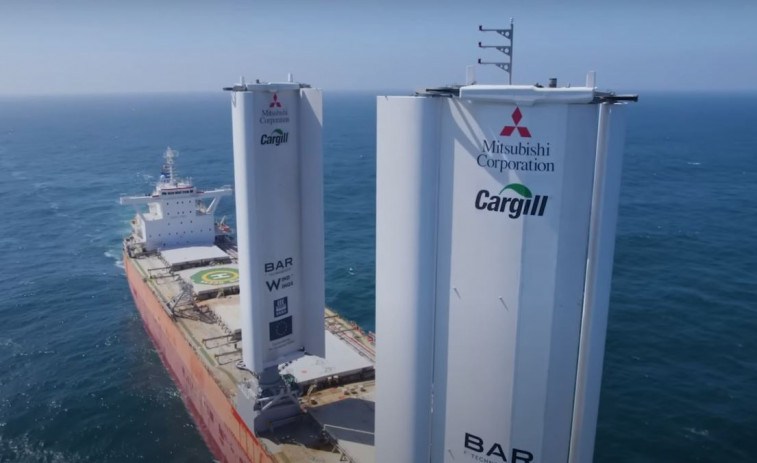 Nervión Naval hará en Galicia velas rígidas para barcos como las del carguero Pyxis Ocean llegado a A Coruña