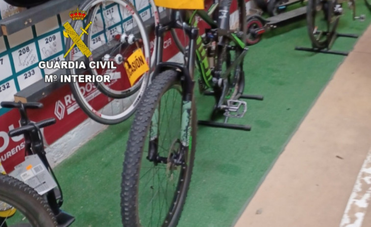 Roba una bici de 700 euros en Ponteareas fingiendo que la probaba para comprarla