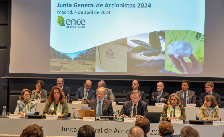 Ence promete producir fibra reciclada en As Pontes y más inversiones para Pontevedra