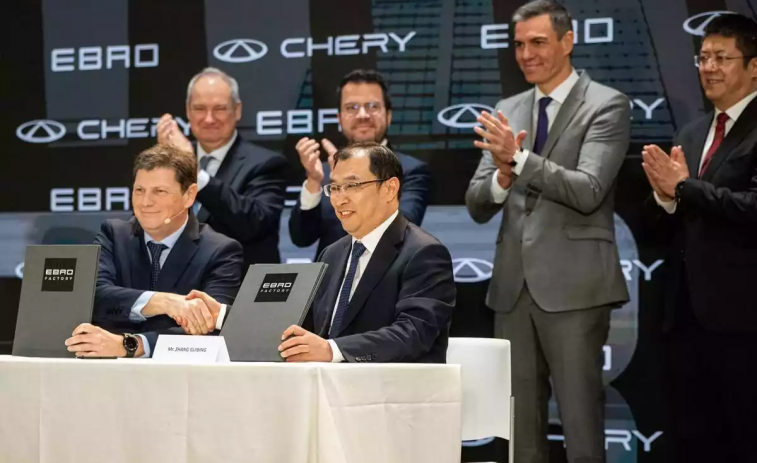Bienvenida a Catalunya la empresa automovilística china Chery