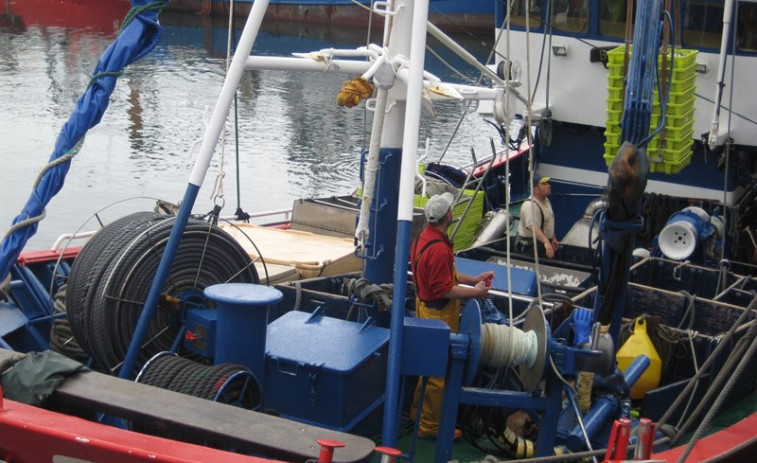 ​Fallece un tripulante de un pesquero de Sada tras caer al mar