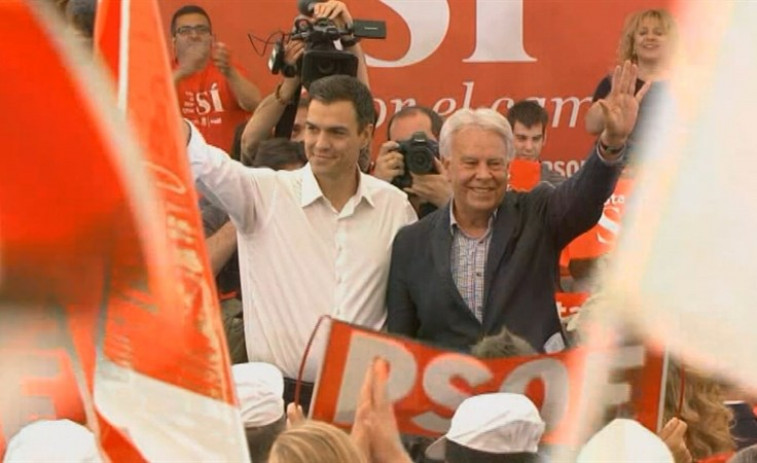 Felipe González vuelve a la carga contra Sánchez: 