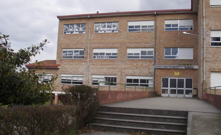 ​Desarticulada unha banda que cometeu roubos en 15 centros escolares galegos