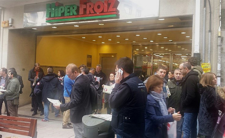 Novo boicot a Lactalis, esta vez nun supermercado de Pontevedra