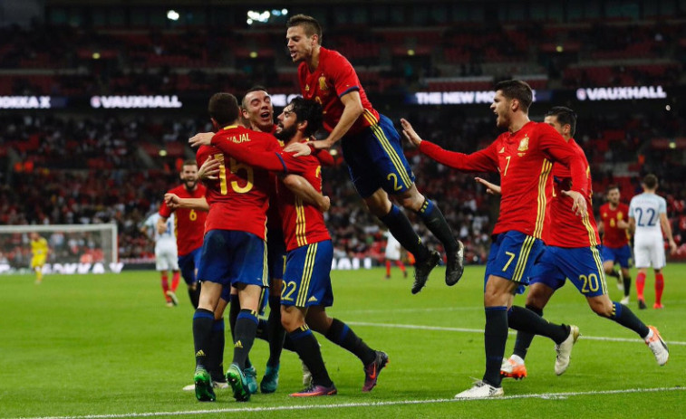 ​Iago Aspas debuta y evita la derrota de la selección en Wembley (2-2)