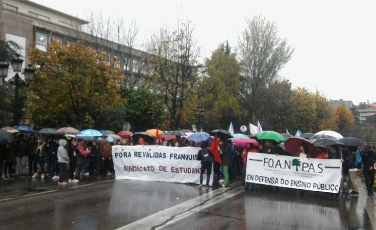 Clamor da comunidade educativa contra as 'reválidas' e a LOMCE