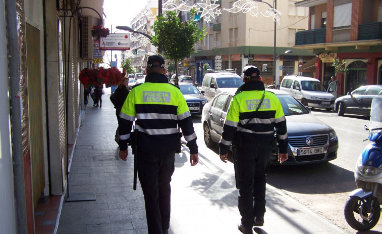 ​Empleo y la FEMP empiezan a negociar hoy la jubilación anticipada de policías locales