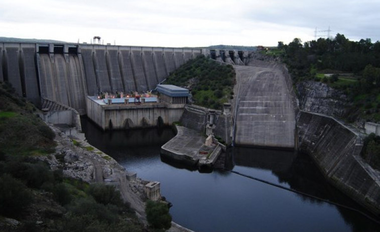 ​Ferroatlántica anuncia la venta de sus dos centrales hidroeléctricas de Galicia
