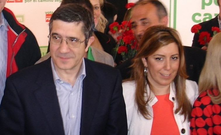 López advierte a Díaz que el PSOE no necesita un secretario 