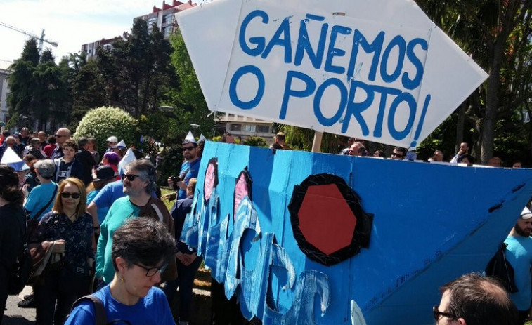 ​Miles de personas protestan contra la 