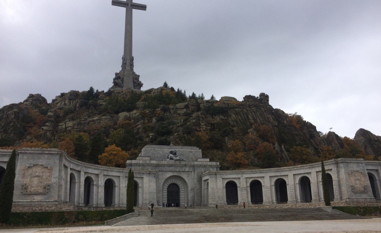 El Congreso aprueba hoy una iniciativa para sacar a Franco del Valle de los Caídos