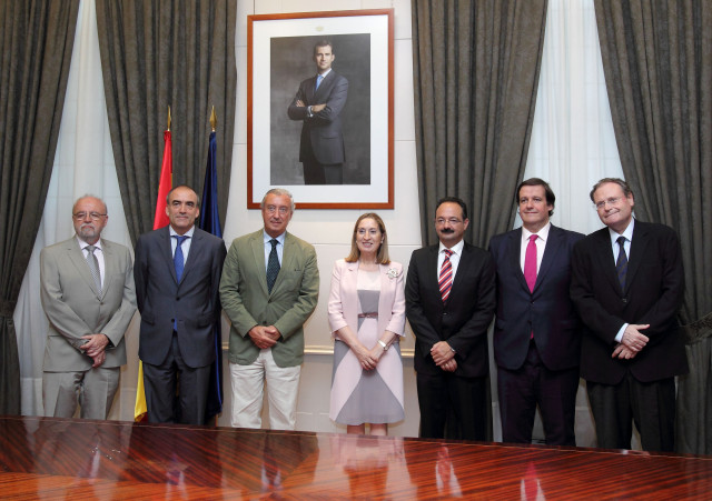 2b6999b379103687dd5d3be2318d05b1B