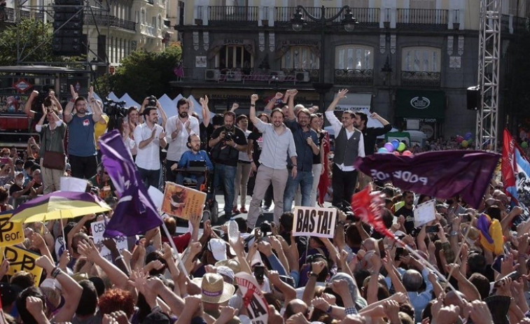 ​Una delegación gallega participó en el acto de Podemos en la Puerta del Sol