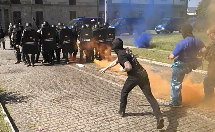 ​La Armada se prepara en Ferrol para actuar como antidisturbios en protestas