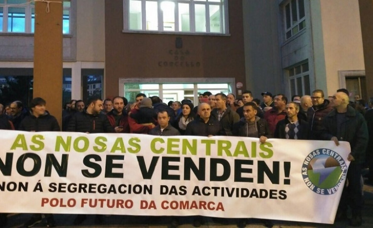 ​Los trabajadores de Ferroatlántica preparan protestas contra la venta de las centrales