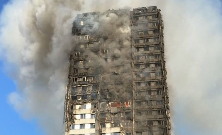 La Policía cifra en 58 los desaparecidos por el incendio de Grenfell en Londres