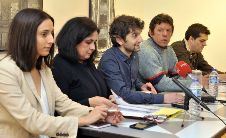 La concejal de Ferrol que censura a Suárez tacha el gobierno local de 