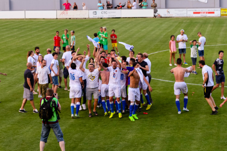 El Rápido de Bouzas asciende a Segunda División B