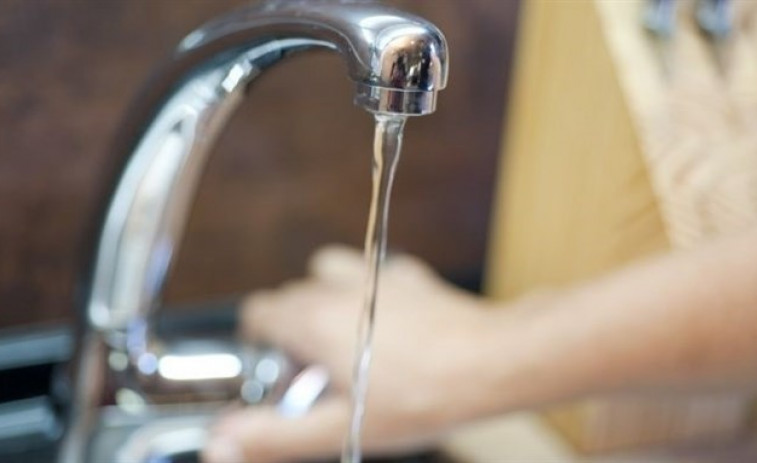 Oza-Cesuras sacará a concesión la gestión del agua, al verse incapaz de garantizar un servicio de calidad