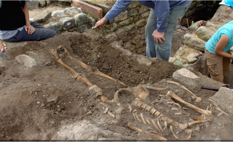 Investigadores de Vigo y Santiago descubren una gran muestra pescado de hace 1.700 años