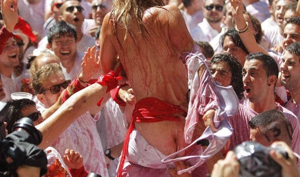 Vuelven a repetirse casos de abusos sexuales en los Sanfermines