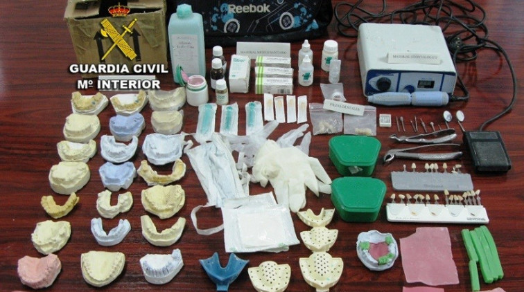 Un falso dentista provocó 