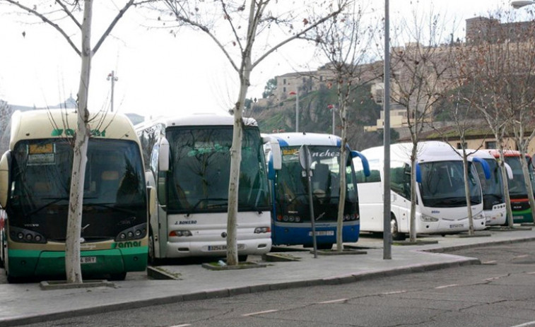 Varias concesionarias de las líneas de buses dejan en el limbo a 20 conductores