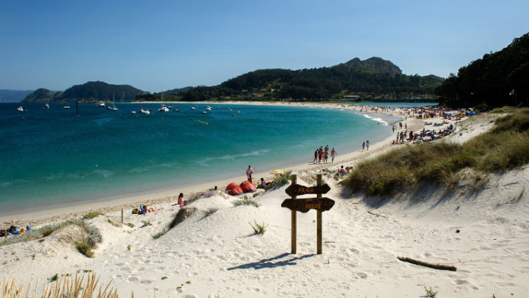 Pasajeros obligados a volver a Vigo sin pisar las Cíes por la masificación