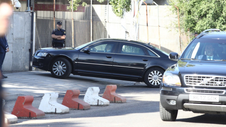 Rajoy niega que el PP moviera dinero negro y elude cualquier responsabilidad en asuntos económicos