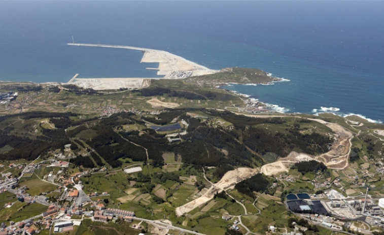 Pemex renuncia a su prometido desembarco en el puerto exterior coruñés