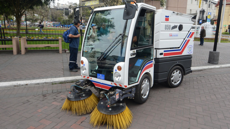 Los trabajadores de la limpieza de A Coruña convocan una huelga indefinida