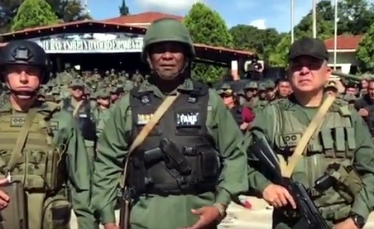 El gobierno de Maduro dice que el alzamiento militar fue 