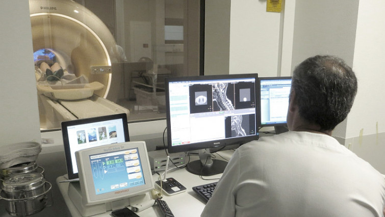 Exigen una investigación a Galaria tras negarse a realizar tacs a pacientes de oncología