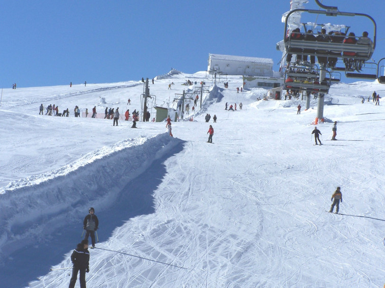A ESTACIÓN DE MONTAÑA DE MANZANEDA ACOLLEU UN GRAN ALUVIÓN DE VISITANTES DURANTE TODA ESTA SEMANA