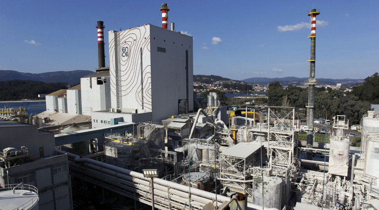 Más de mil trabajadores de empresas auxiliares participan en la parada técnica de ENCE