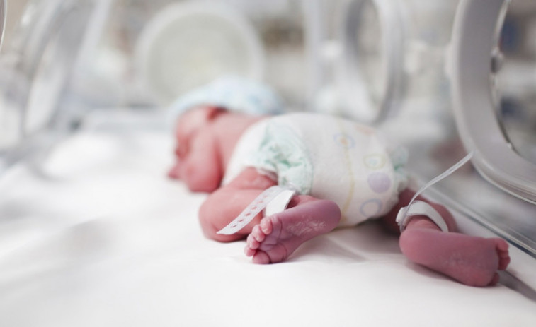 El Hospital Álvaro Cunqueiro inclumple el ratio de matronas en un día con casi 20 partos