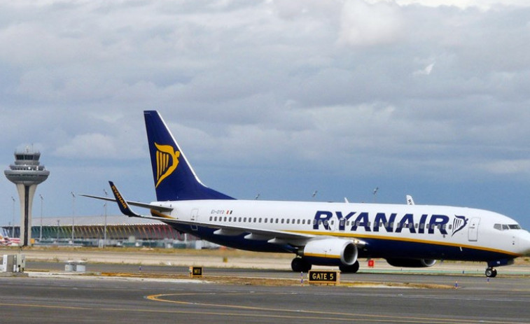 Las cancelaciones de Ryanair afectan a dos rutas de los aeropuertos gallegos