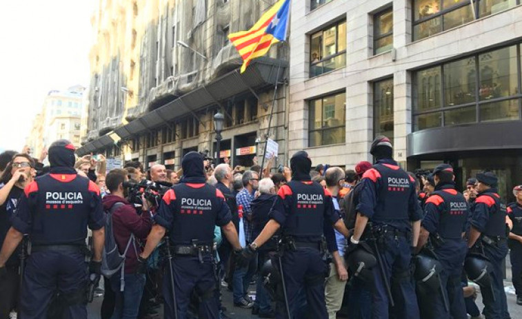Interior redobla el refuerzo policial en Cataluña enviando más agentes de Policía y Guardia Civil