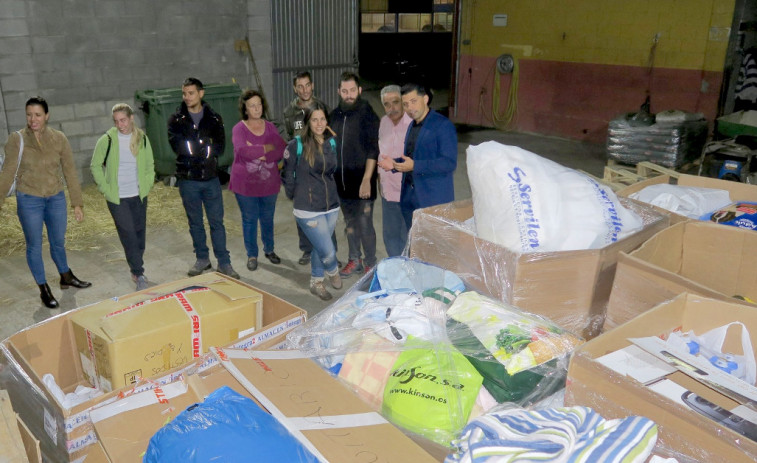 Llega a Galicia ayuda humanitaria y veterinaria tras la ola de incendios