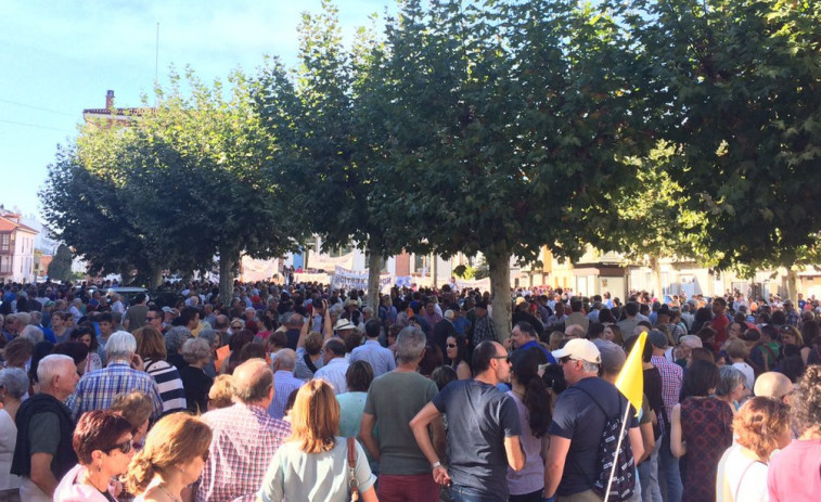 Organizaciones defensoras de la sanidad pública preparan una gran manifestación en noviembre