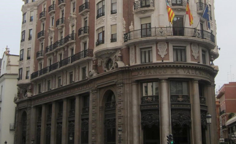 CaixaBank asegura que el traslado de su sede social a Valencia no es temporal
